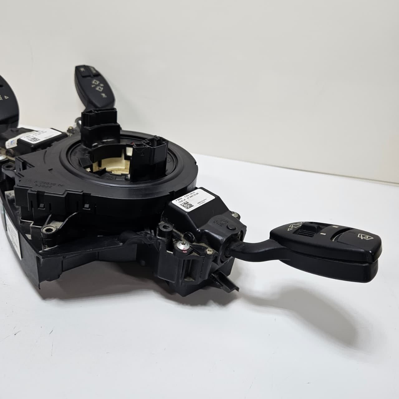 OEM BMW 5 6 Series E60 E61 E63 E64 Steering Column Switch Unit 9112032