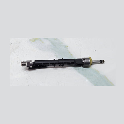BMW S63B44 M5 F90, M8 F91 F92 F93, G30 5 Series Fuel Injector 7852362 OEM-1 PC