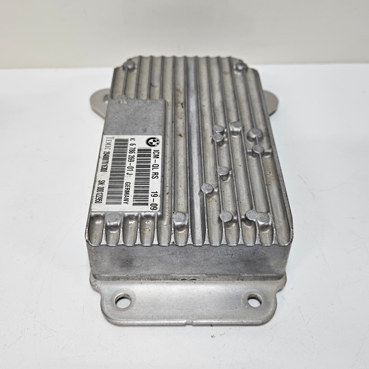OEM BMW 5 Series F10 F11 ICM Control Module 6799576
