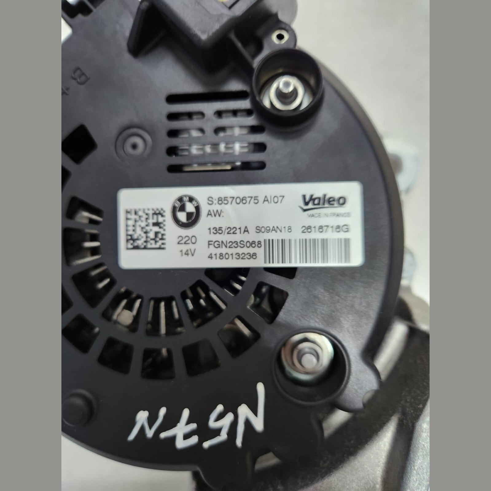 2015-2019 BMW X6 Alternator 8570675 X5 F15 and X6 F16 N57 DIESEL 