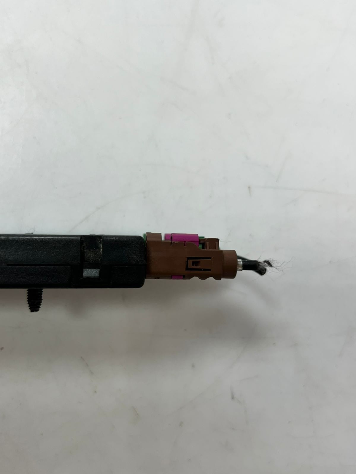 BMW F34 and F36 Antenna Amplifier AM/FM 9267257 OEM