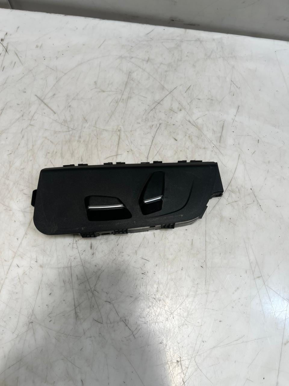 2015 BMW 5' X5 F15 FRONT Left Seat Control Switch 9273397 OEM