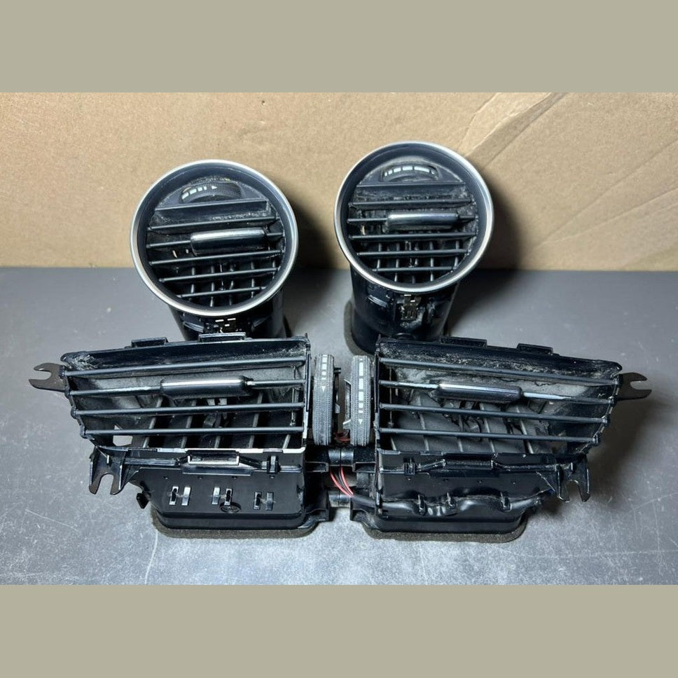 12-14 Mercedes W204 C300 C250 Front Center Dashboard  Heater A/C Air Vent Set