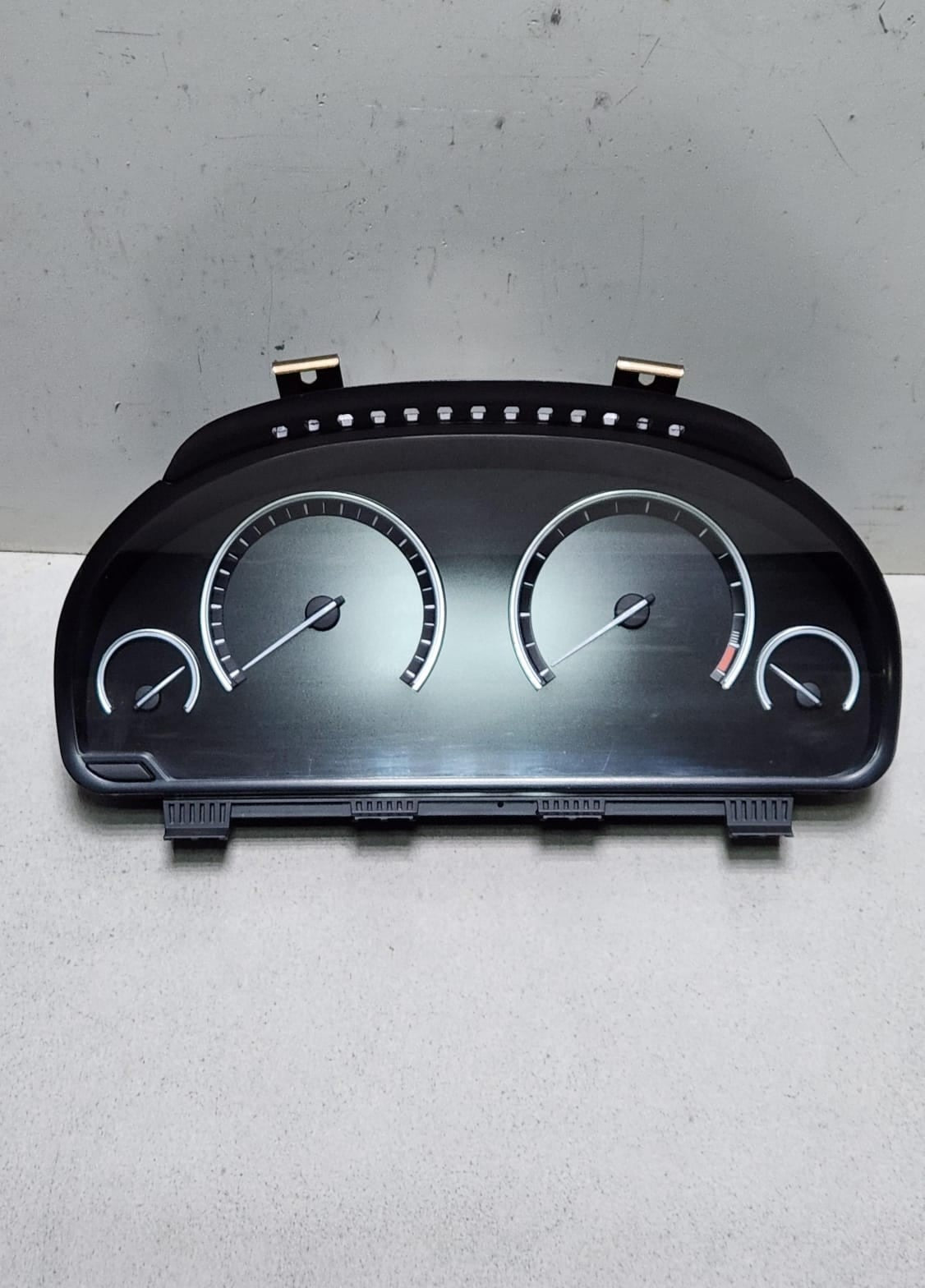 BMW Instrument Cluster Speedometer Petrol 9214719 BMW F01 F06 F07 F10 F11 F25 