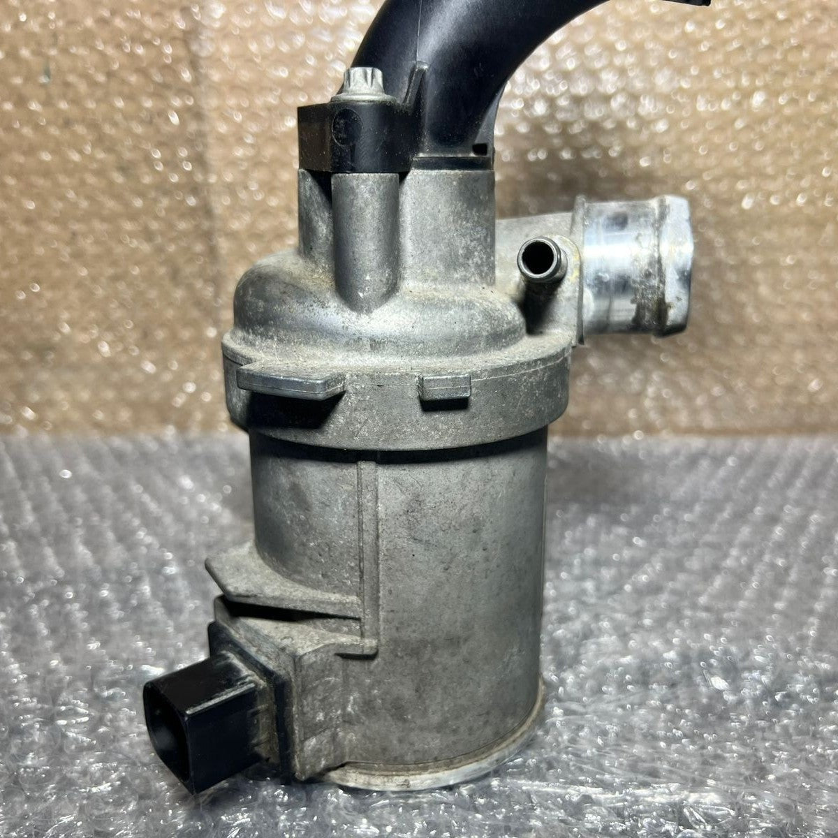 14-18 Mercedes-Benz W205 C-Class M274 Water Pump For Engine Cooling A274 2000207