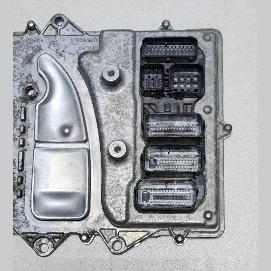 2016-2018 BMW M2 Engine Control Unit 8693361 F87 M2 S55