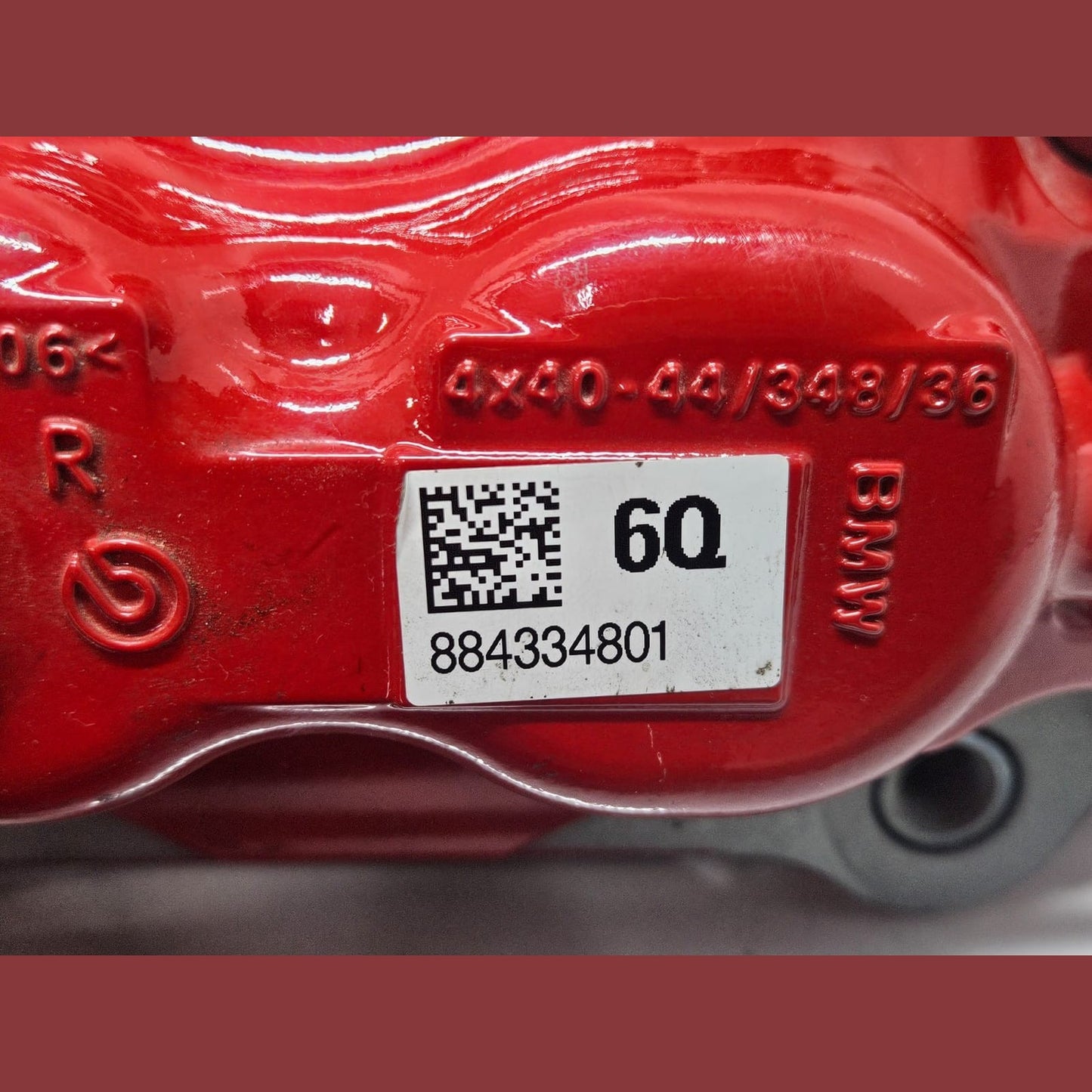 BMW G20 Calipers Front Left Right Set-8843347, 8843348 Brand New Red colour OEM