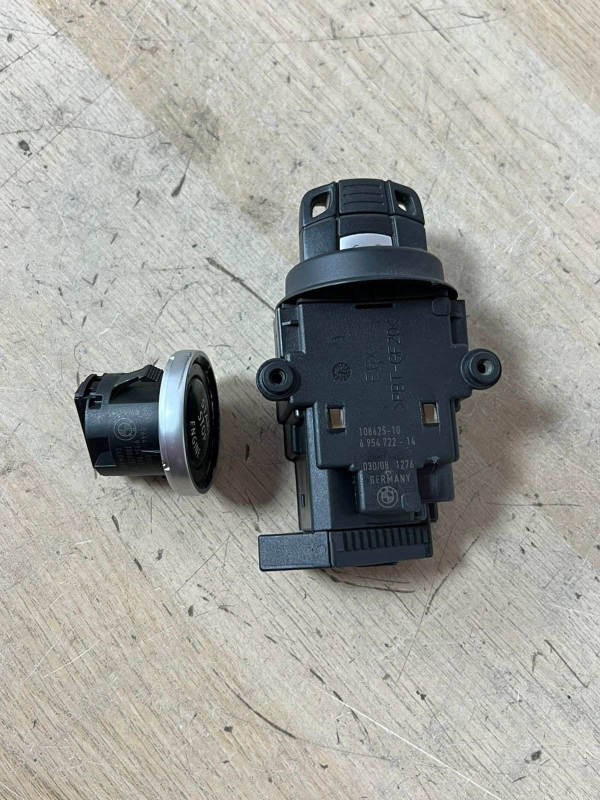 2007-2010 BMW X5 N52 E60 Engine Control Module BCM + CAS3 + 1 KEY  7583468