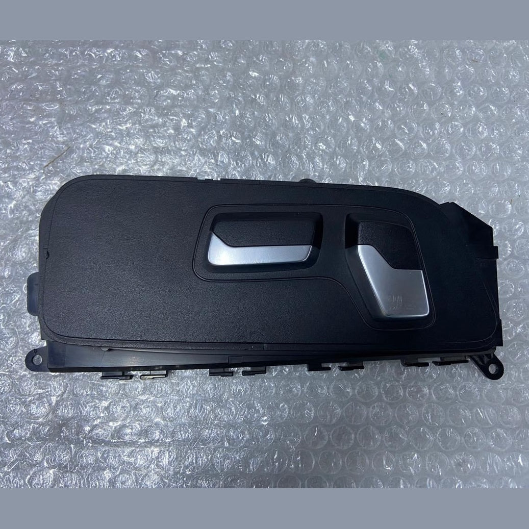 BMW G26 / G20 / G01 / G02 Front Right Seat Adjustment Control Switch 9390106