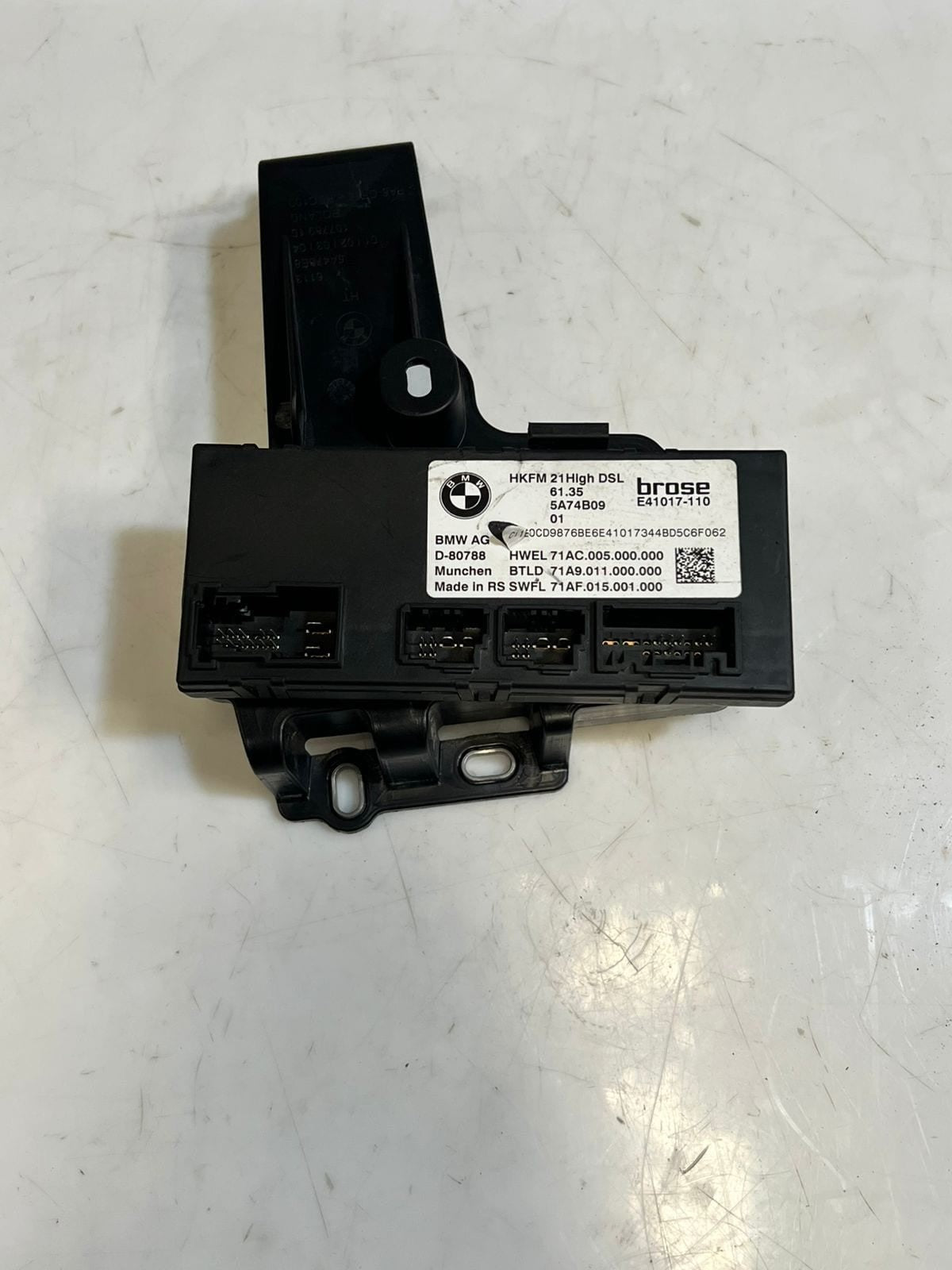 2023 BMW iX 120 Tailgate Control Unit 5A74B09 OEM