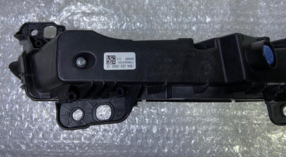 OEM BMW 7 Series G70 Headlight Upper LED Front 9879935 left Side