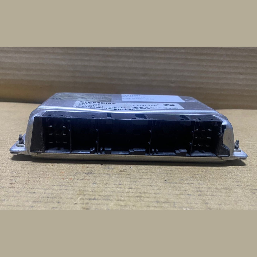 BMW 2000 BMW E46 328i models Engine Control Module 7500255