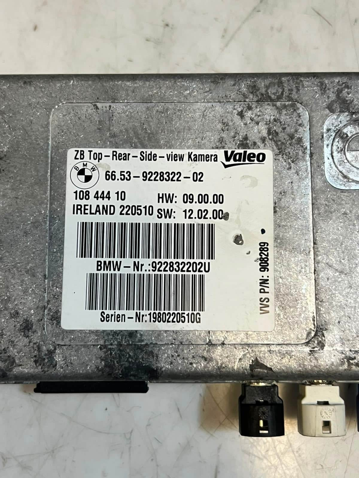 2011-2016 BMW 550i F10, F12 650i, F01 740Li Camera Control Module 9228322
