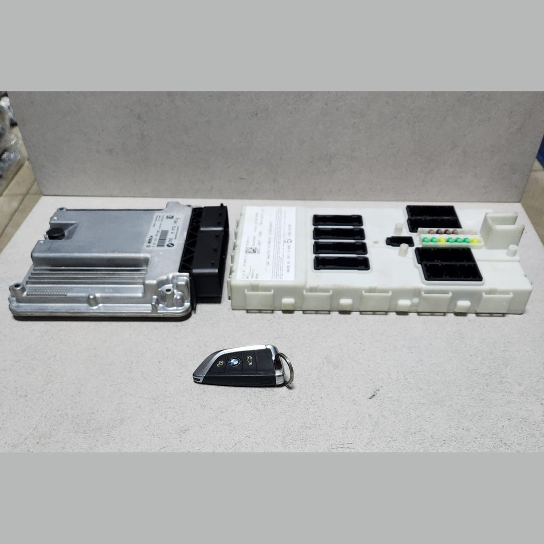 BMW Engine Control Unit DDE 8473189 X5 F15 3.0 N57 DIESEL ECU SET 2017