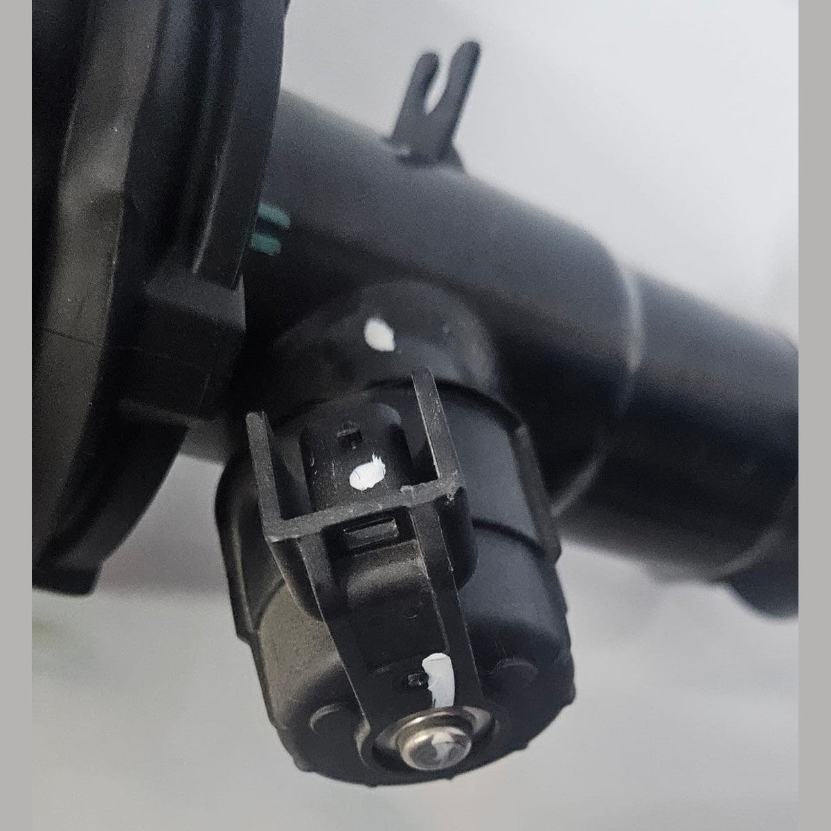 OEM BMW X5 G05 S68 REAR AIR SUSPENSION SHOCK G05 LCI RA PHEV RH 6869038 20KM 