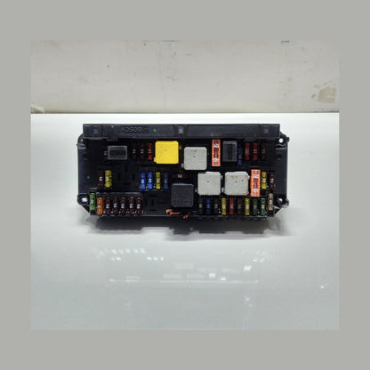 2009-2013 Mercedes-Benz E350 SAM Control Unit Fuse Box A2129008507 W212 OEM
