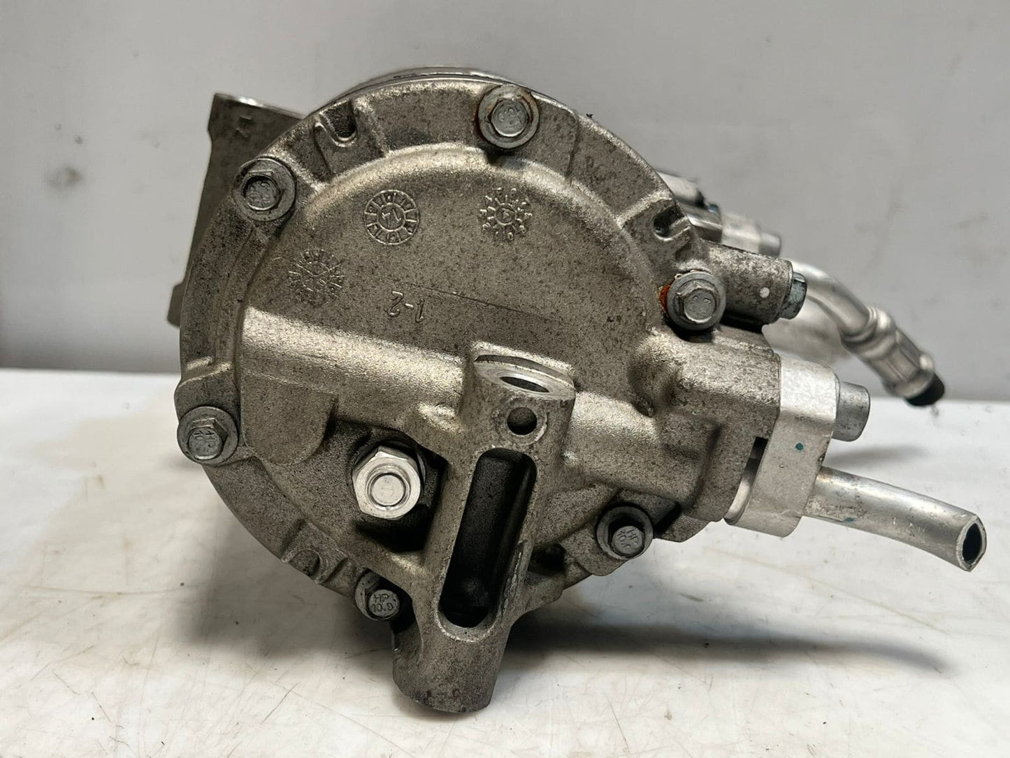 BMW X5 F15 330e 530e xDrive 740e Electric AC Compressor PUMP 9364867 OEM