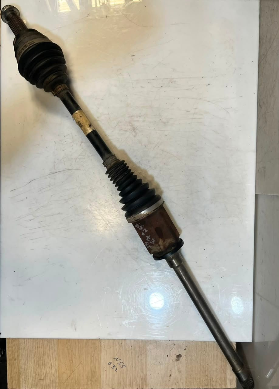 2012-2019 BMW X5 F15 E70 X6 F16 E71 Front Right Driveshaft AXLE 7622914 OEM
