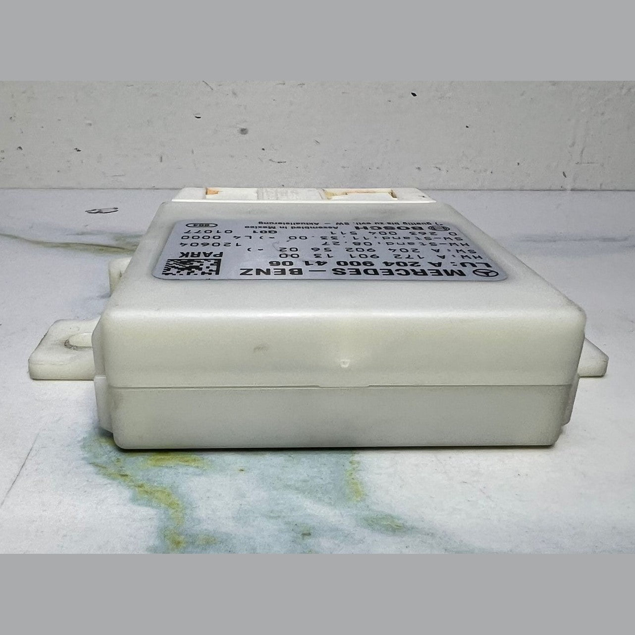 Mercedes Parking Distance Control Module A2049004106 C-Class W204