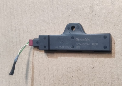 BMW F40 G20 G21 G11 G12 G15 G16 KEYLESS ENTRY COMFORT ACCESS ANTENNA- 6832065