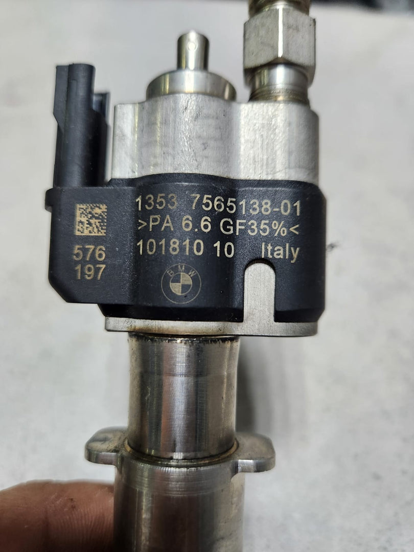 BMW Direct Fuel Injector 7565138 3 5 6 and 7-Series 