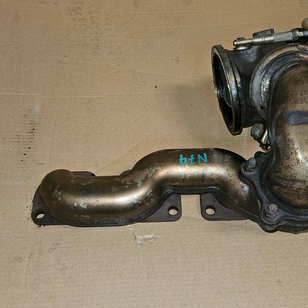 4583062-2010-2014 BMW 7-Series F01 F02 N74B60 Engines Turbo 