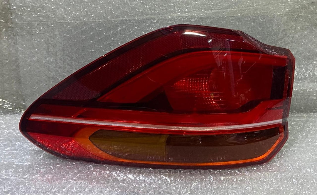 OEM BMW X1 F48 N/S RIGHT SIDE REAR TAIL LIGHT 7350716