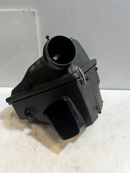 BMW 1 3 5 Series F20 F22 F30 F32 F36 B48 Air Filter Box MAHLE 8601677 OEM