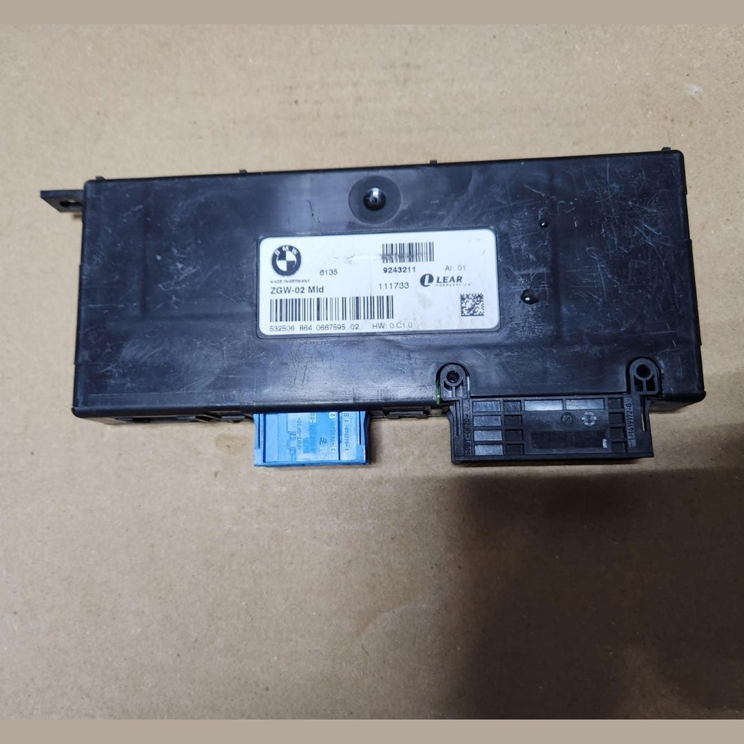 2011-2013 BMW 528i Gateway Control Unit 9243211. 5 Series F10 F11 