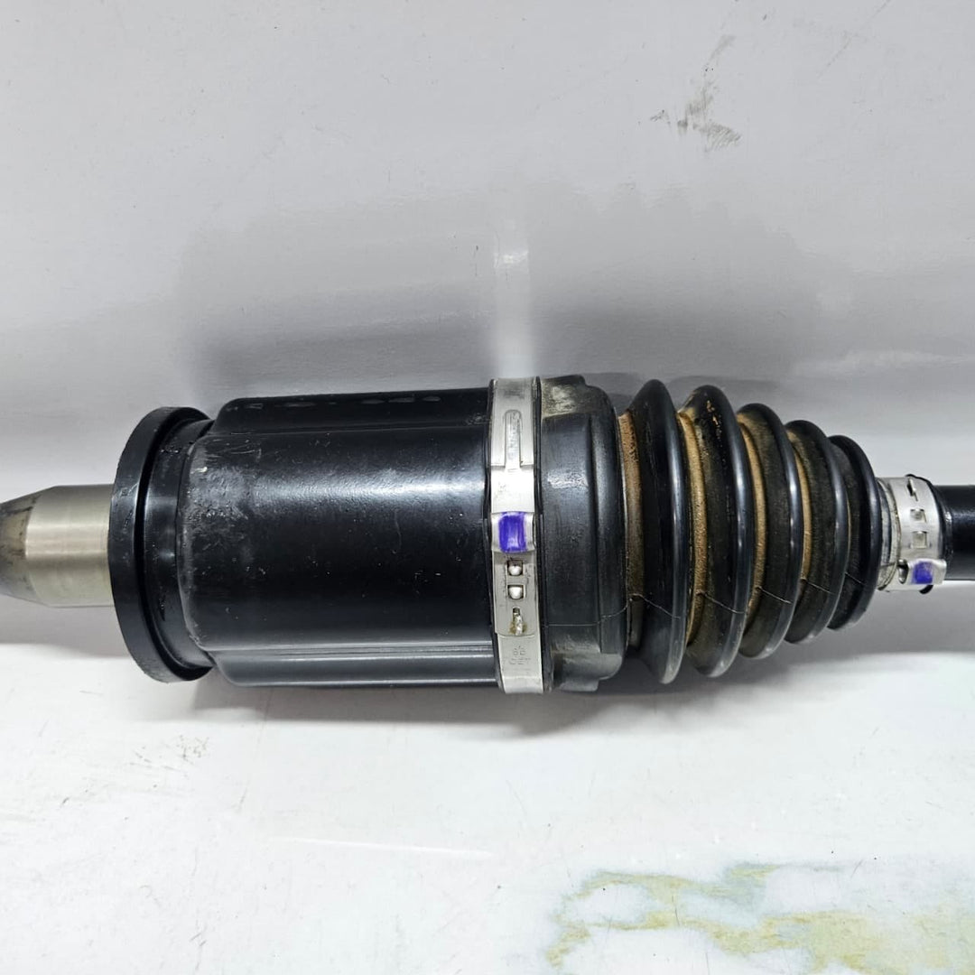 2023 BMW XM G09 S68 4.4 V8 Front Right Driveshaft 5A2E808 TEST DRIVE SHAFT 30KM