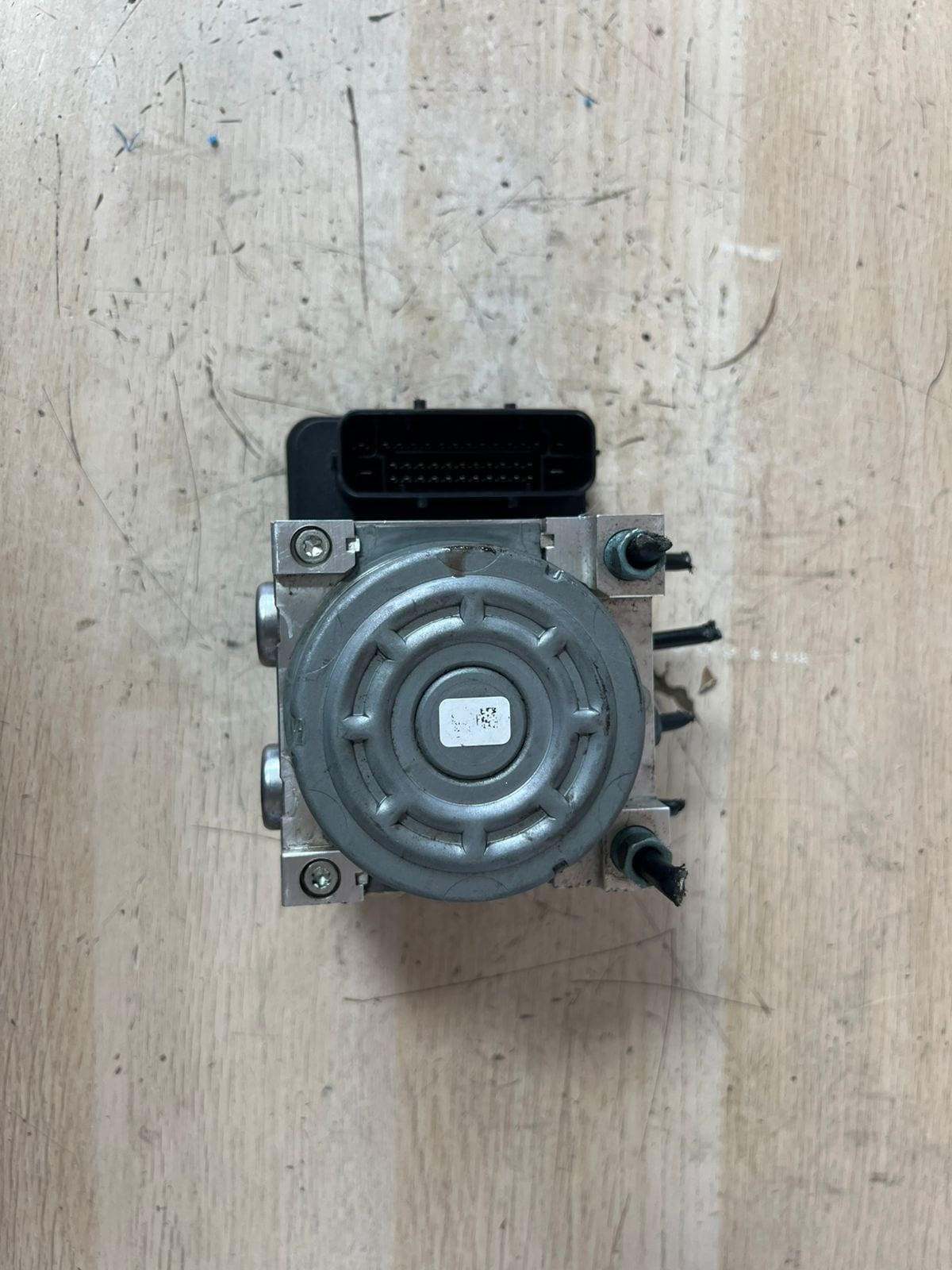 BMW F30 3 Series Anti-Lock ABS Brake Pump Module Assembly Unit 6869726