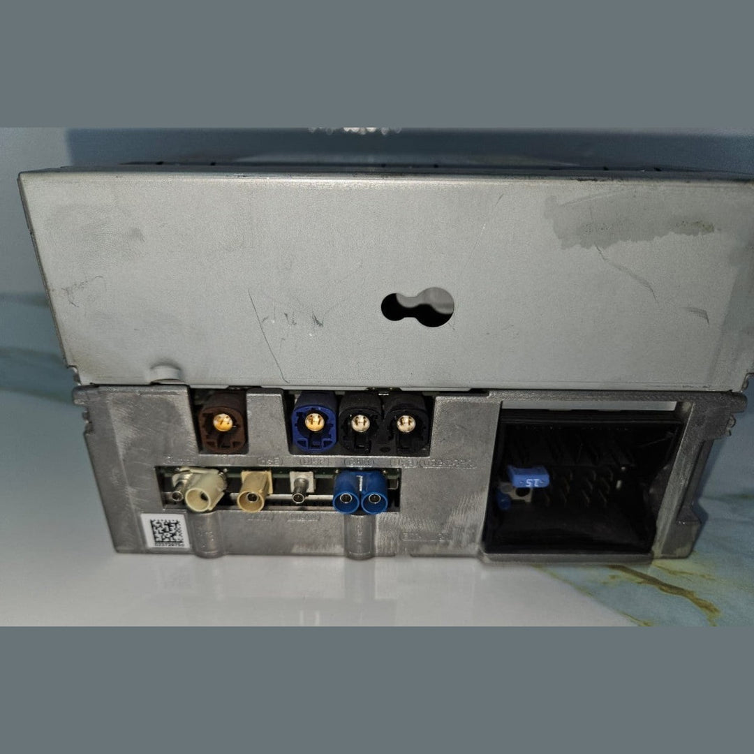 14-18 Mercedes W205 Radio Audio GPS Head Unit CD DVD Changer A205 9008617 OEM