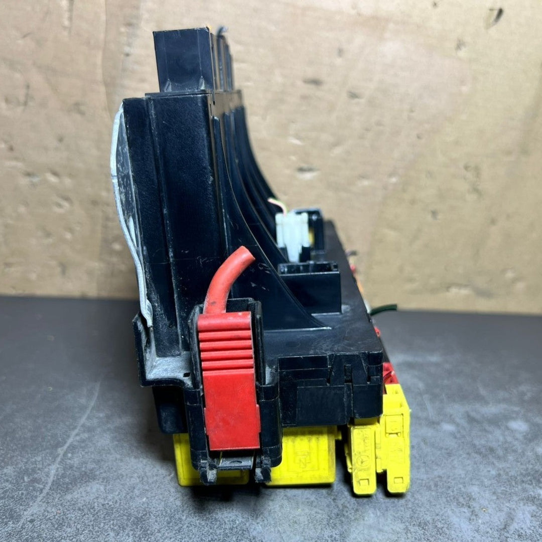 Mercedes-Benz W215 CL55 AMG Front SAM Module Relay Fuse Box A028 5459832 OEM