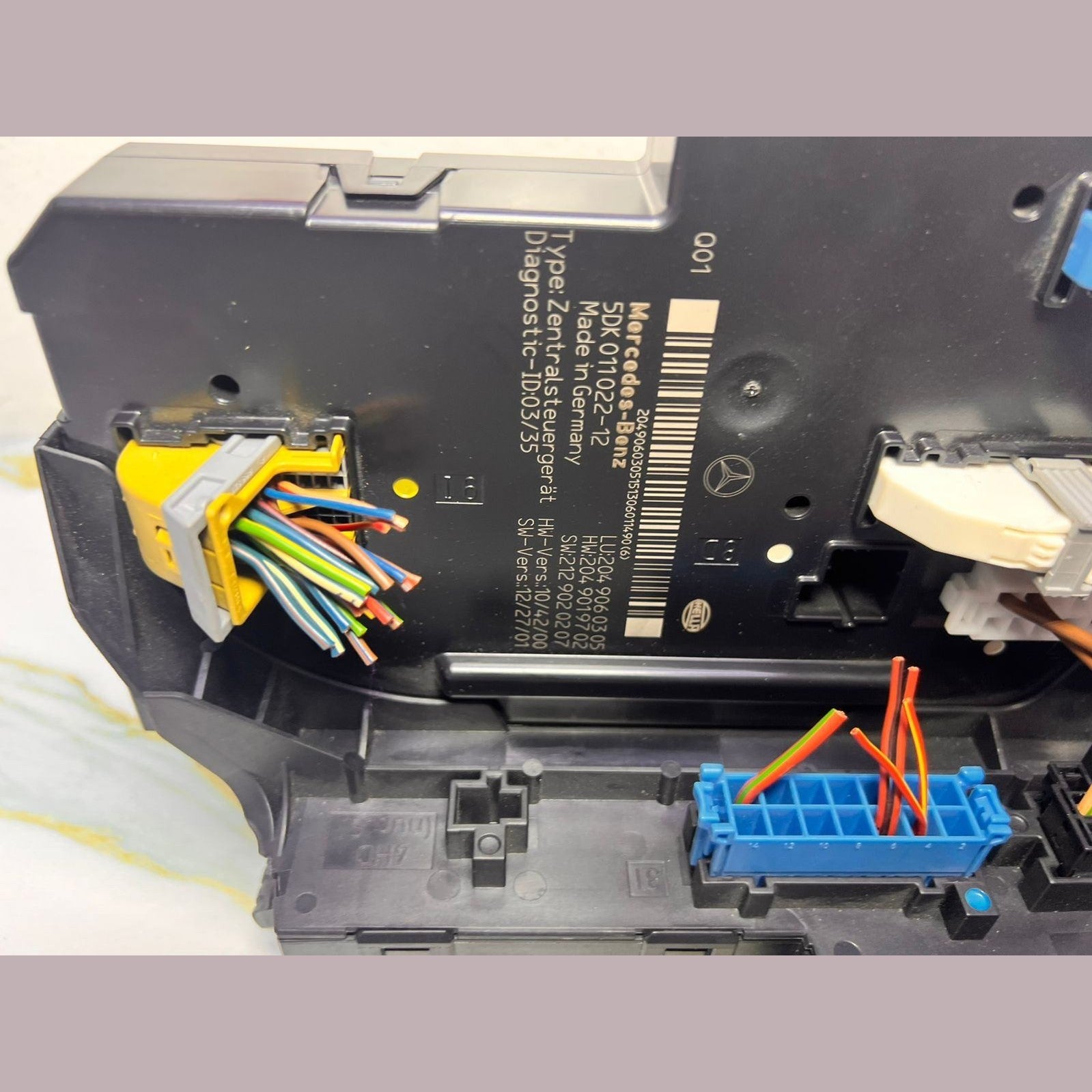 2010-2014 Mercedes-Benz C250 Rear Sam Control Unit Fuse Box 204 9060305 W204 C-C