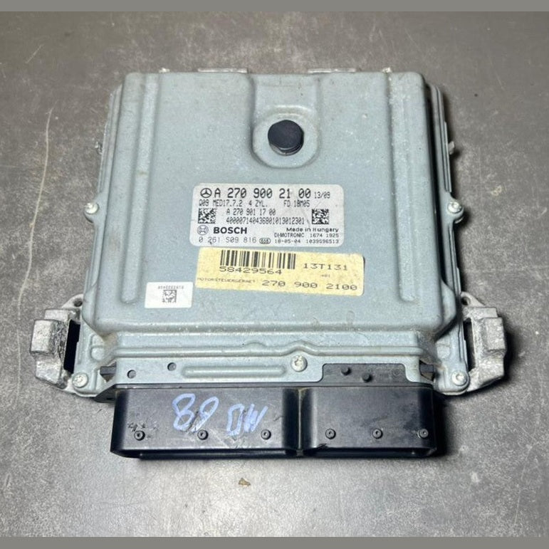 12-18 Mercedes W246 CLA GLA Engine Control Module Unit ECM ECU A270 9002100 OEM