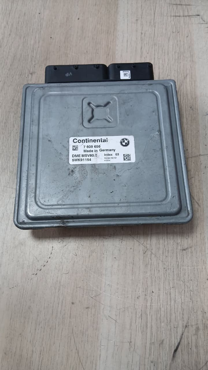 2008-2013 BMW 128i Engine Control Unit 7609656 ECU MSV80 E90 E60 N52N