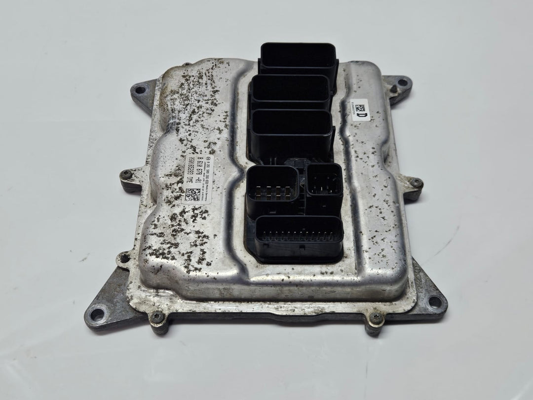 8610678-2011-2015 BMW X1 E84 N20B20A Engine Control Unit DME ECU Only OEM