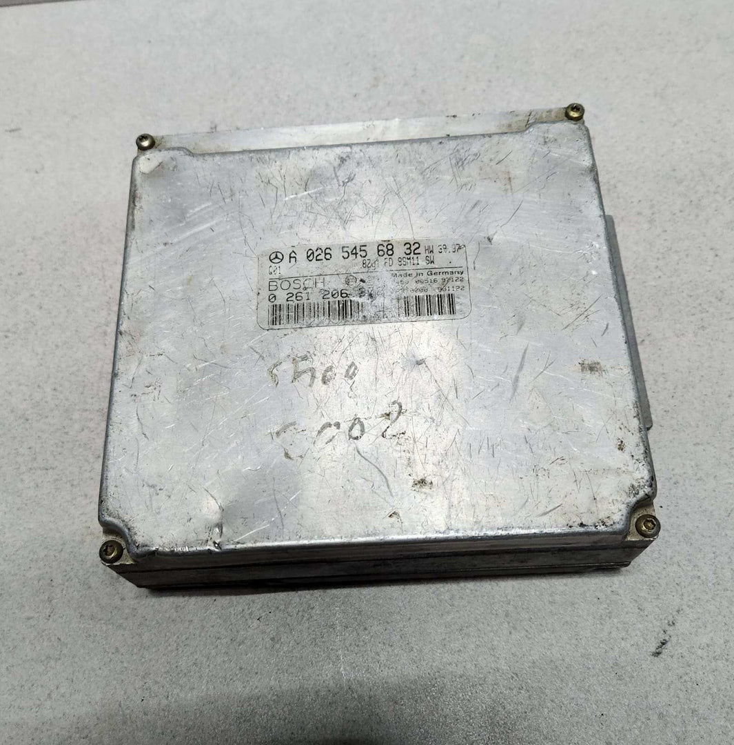 1999 Mercedes-Benz ML320 Engine Control Unit A0265456832 ML320 S430 and S500 