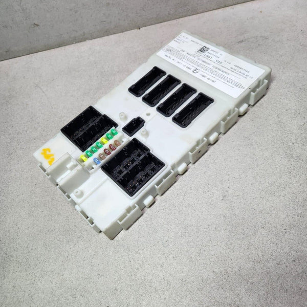 2015 BMW i3 Body Control Module 9383712