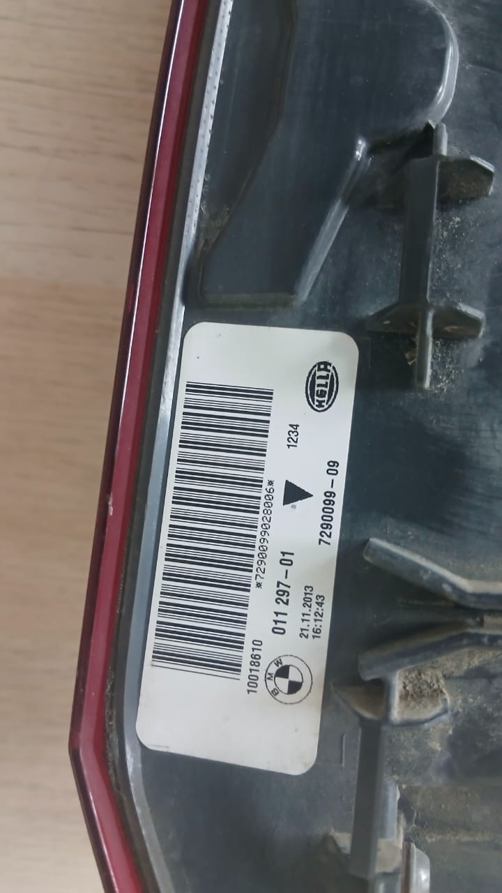 GENUINE BMW F15 REAR LEFT  DRIVER SIDE OUTER TAILLIGHT 7290099