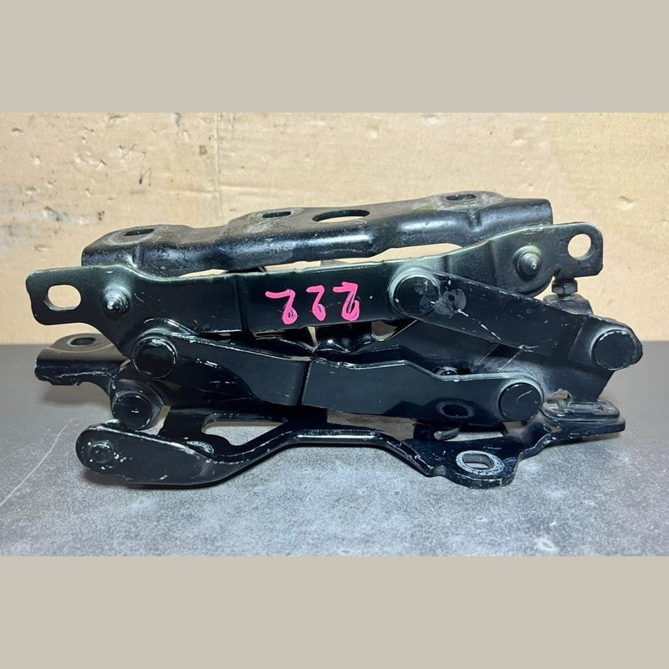 2015-2020 Mercedes-Benz S-Class W222 Front Left Side Bonnet Hinge A222 8800128
