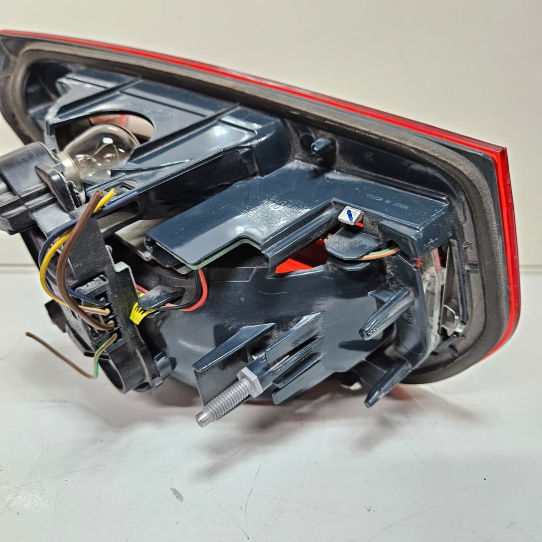 7313056-2012-2018 BMW 3 Series F30 Trunk Lamp Right Side OEM  