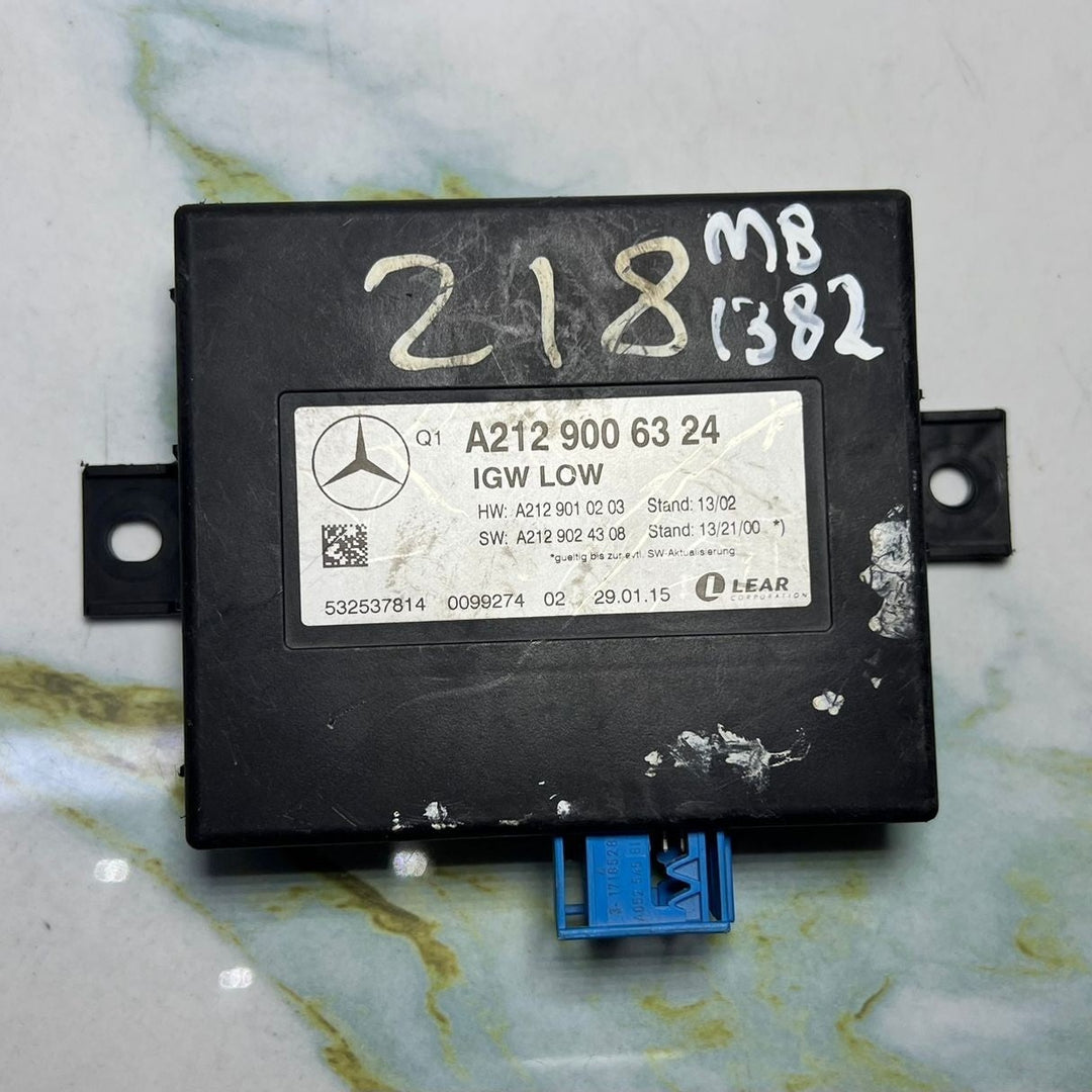 12-16 Mercedes W218 CLS-Class Central Gateway Control Module A212 9006324 OEM