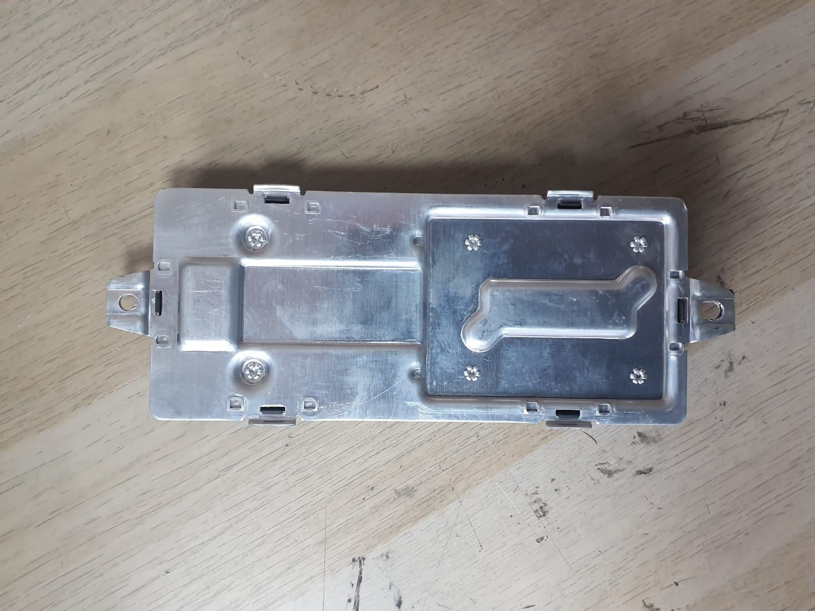 2007-2008 BMW 650i Dynamic Drive Control Module 6783986 650i E63 E64, X5 E70 5'