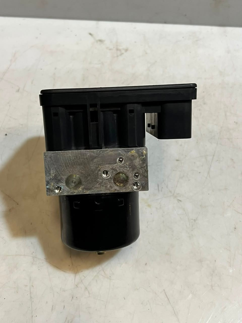 2002 BMW 330i 3 Series E46 HYDRAULIC BLOCK Abs Pump CONTROL UNIT 6759075 OEM