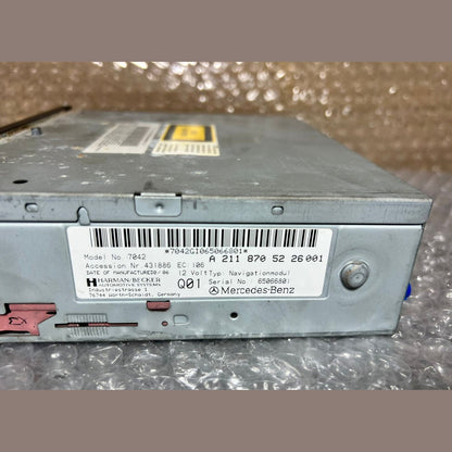 Mercedes W219 AMG 55 Car Navigation DVD CD Player GPS Harman A211 8705226 OEM