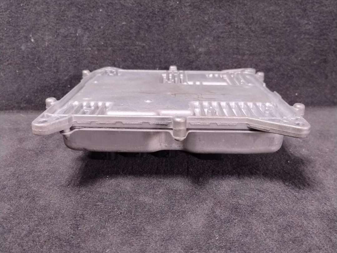 BMW 520i F10 2010-2013 N20 ENGINE CONTROL ECU UNIT + MODULE  DME 7644747
