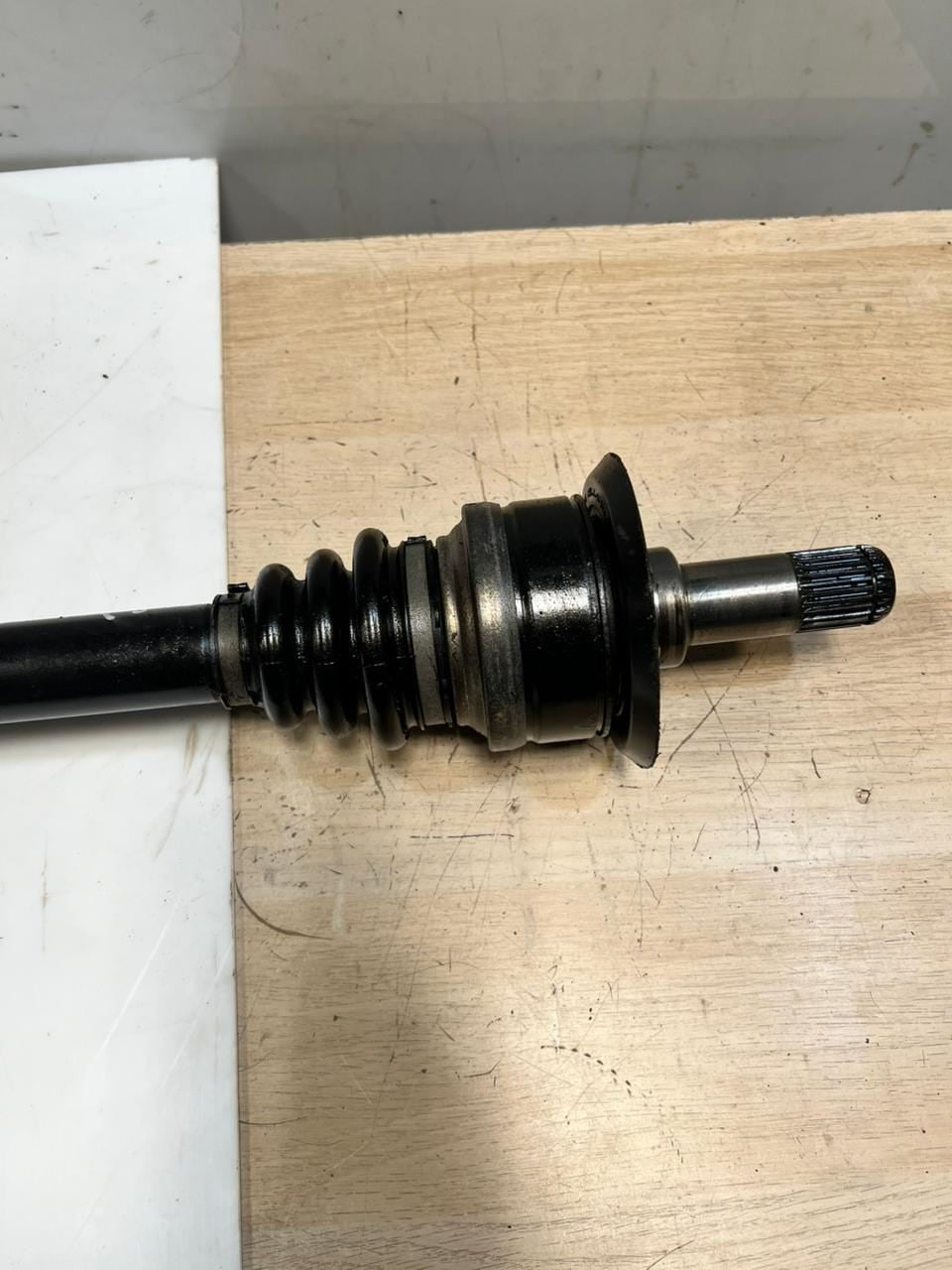 2014-2016 BMW 435i F32 Rear RIGHT Axle Shaft 7597678