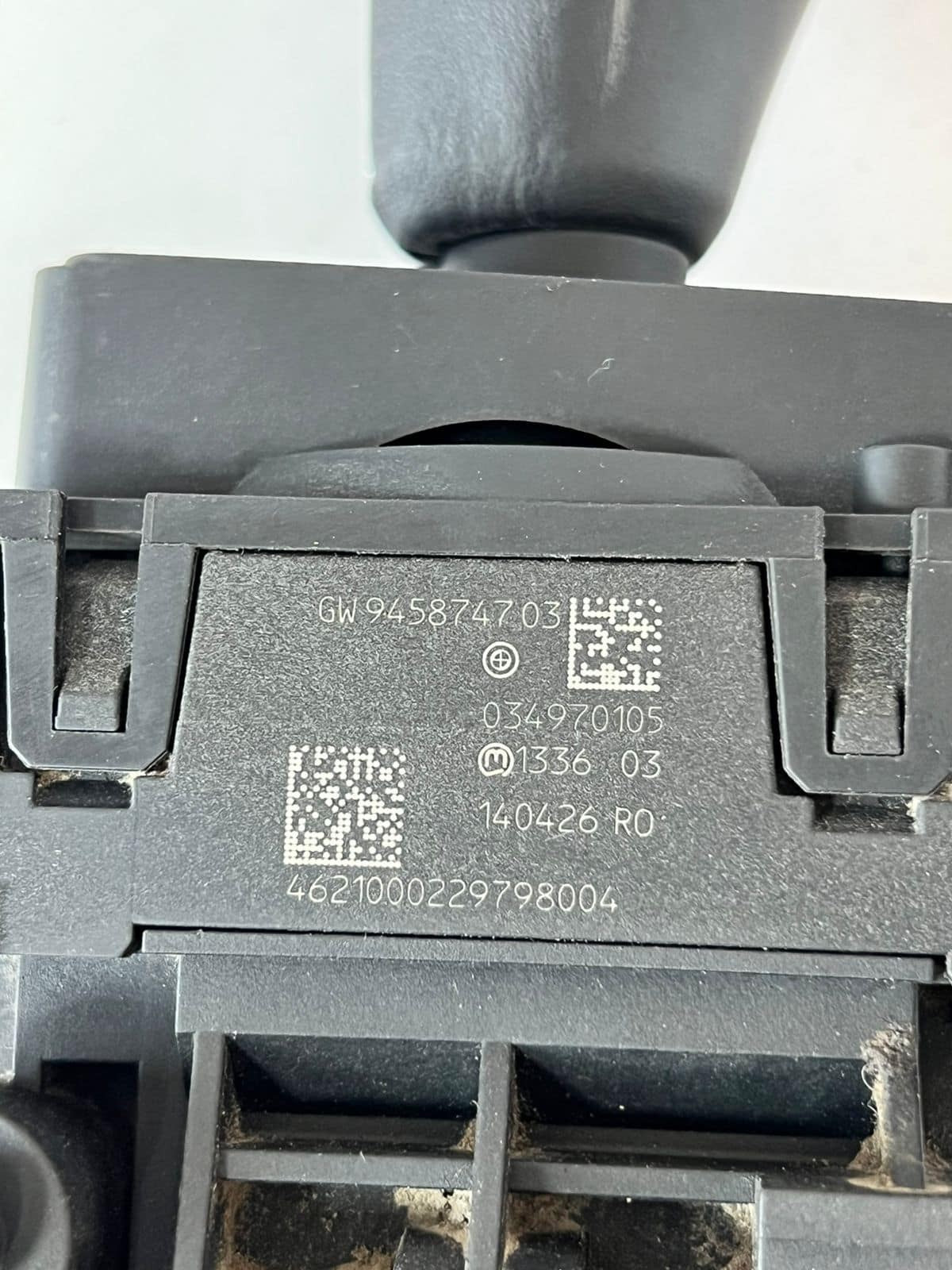 2020-2022 BMW 740i 7 Series G11 and G12 Gear Selector Switch 9458747 OEM