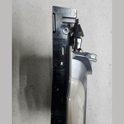 2016-2022 BMW 740i Rear Door Interior Light 7469541  7 Series G11 G12 